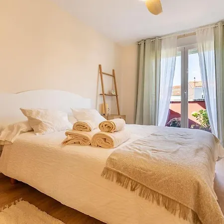 Fantastico Atico Con Piscina. Appartement Vilagarcía de Arousa